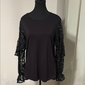 Elegant Black Lace Sleeve Women's Top